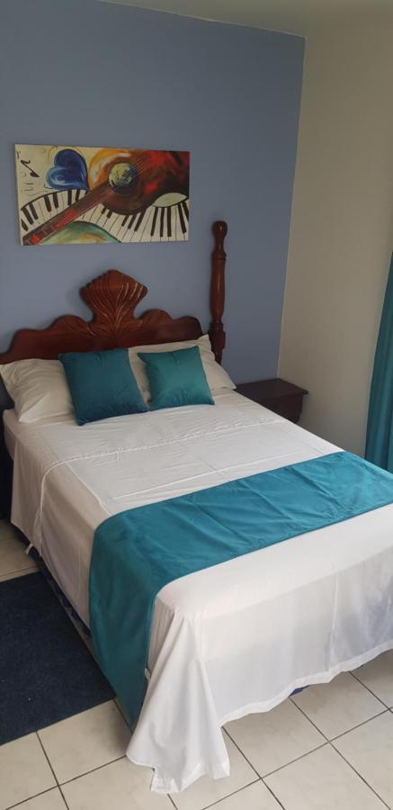 Montego Bay Westgate Hills Jamaica Melrose Place מראה חיצוני תמונה
