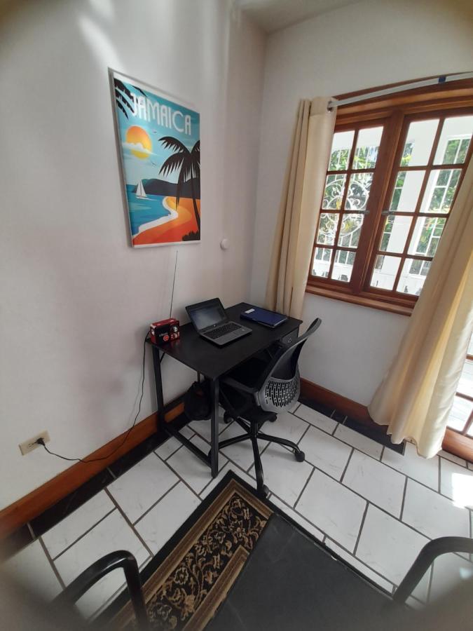 Montego Bay Westgate Hills Jamaica Melrose Place מראה חיצוני תמונה